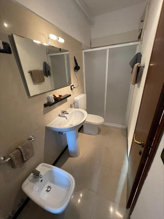 Hotel Miramare Noli Esterno foto